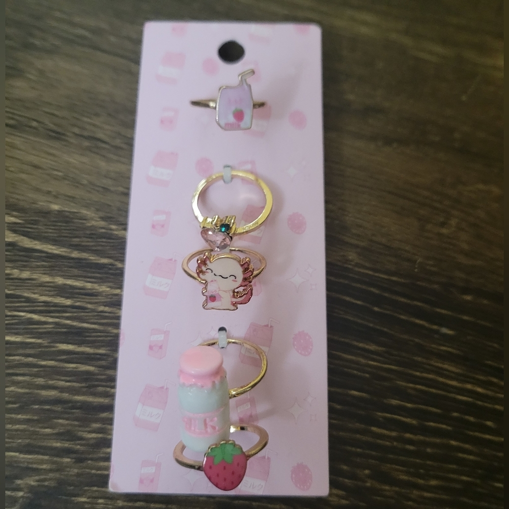 4/$10 Strawberry Milk 5 Pack Fashion Ring Set Hot Topic Size 7 NEW Women's Teen